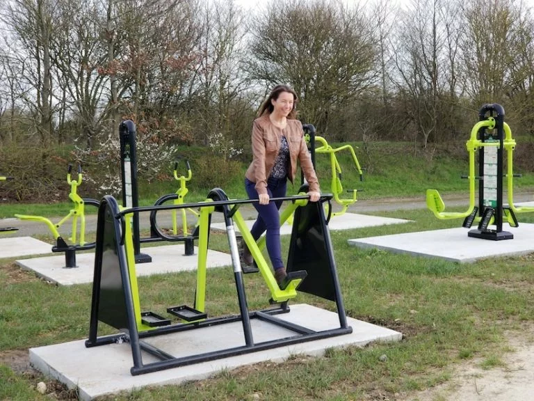 Appareil fitness extérieur Marcheur double